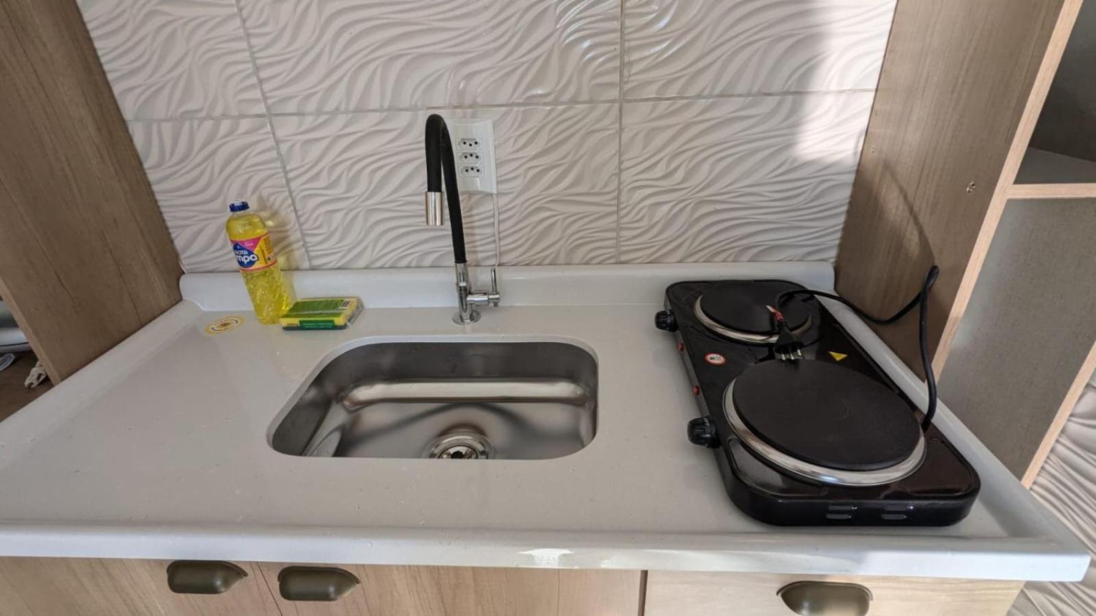 Residencial Portal Do Sol Apartment บอมบินญัส ภายนอก รูปภาพ